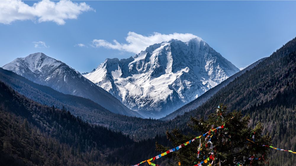 Himalayan Winter Travel - Miles with Bhutan